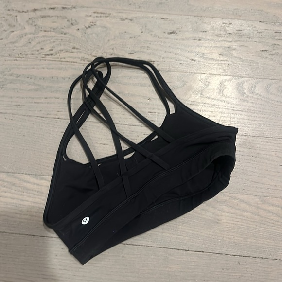 Lulu lemon sports bra - Picture 2 of 2